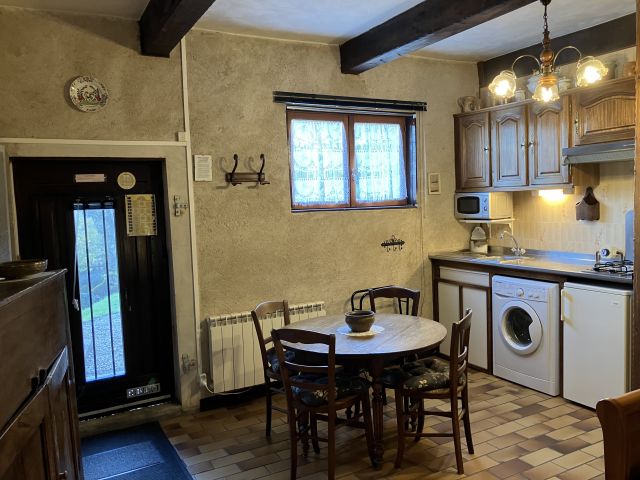 Chambre 5 - le coin cuisine du studio 