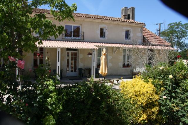 Photo Bed and breakfast Civrac en medoc Chambres d'htes les prs verts... 