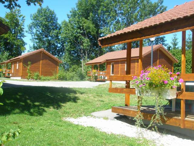 Photo Camping Saint laurent en grandvaux Camping le champ de mars