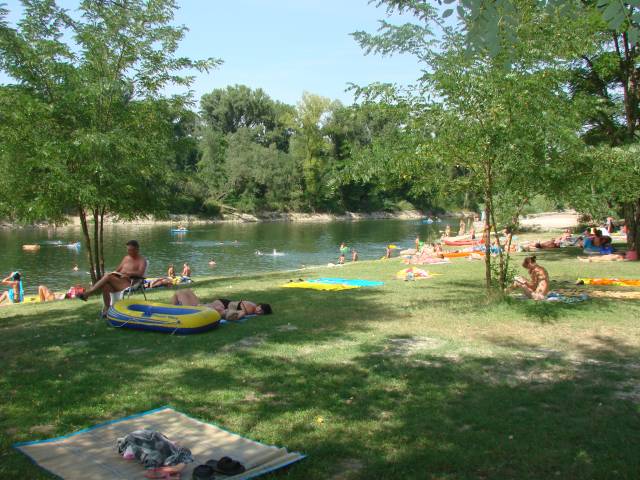 Photo Camping Ruoms Camping la chapoulière****