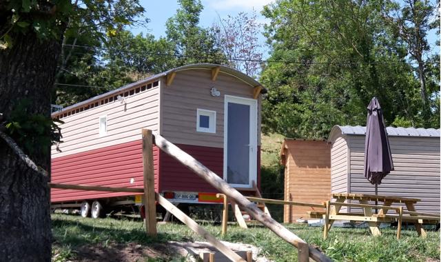 Camping le vulcain au coeur de l'au ... 